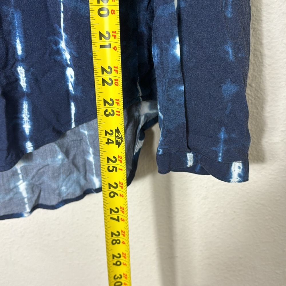 Cloth & Stone x Anthropologie Robyn Tie-Dye Button down Shirt Blue White sz M - Picture 12 of 13